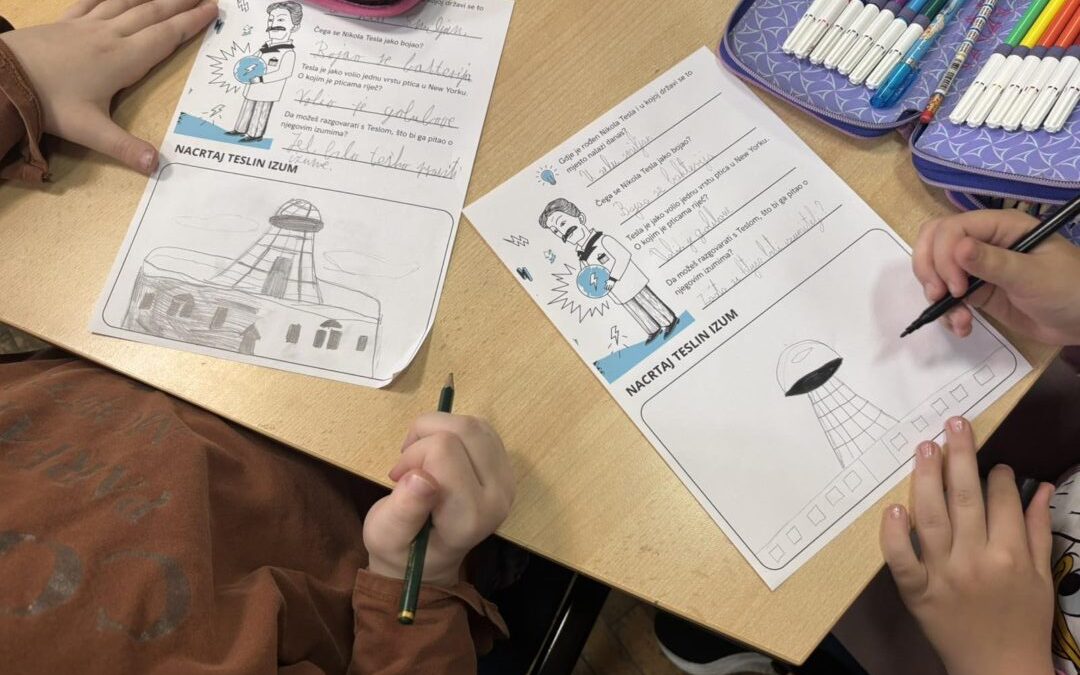 Mali inovatori u svijetu Nikole Tesle: Učenici četvrtih razreda u školskoj knjižnici obilježili Noć knjige